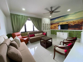 3BR Tropical Family Suite IVF Encorp Strand PJ